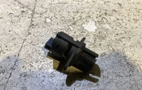 Chrysler 200 Interior temperature sensor 071713