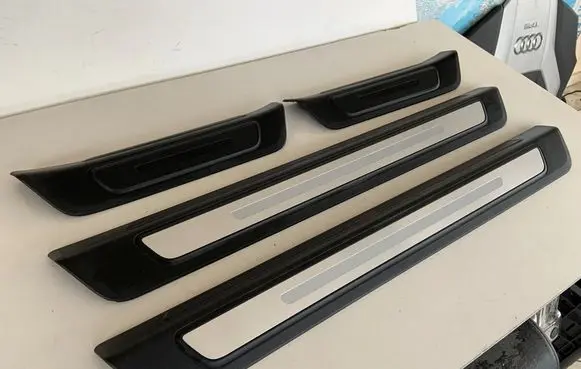 Audi Q5 SQ5 sill trim set (inner) 80A853373A 80A853374A 80A853375