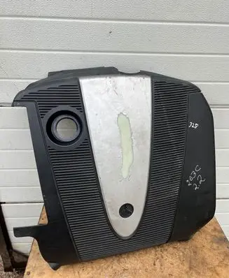 Mercedes-Benz C W203 Engine cover (trim) A6460160624 BBP148001