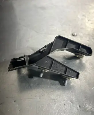 Audi A1 Turbo solenoid valve 6C0906287A PA66GF15