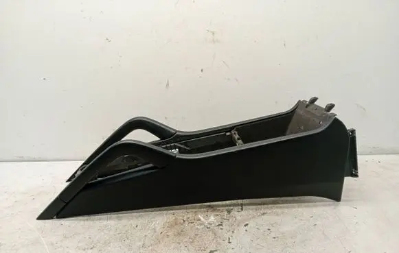 Porsche Cayenne (9PA) Center console