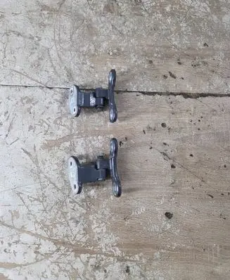 Volvo V50 Rear door hinge set 