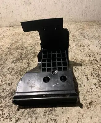 Volvo XC40 Battery bracket 32132861