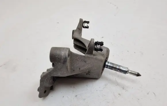 Nissan Qashqai Gearbox mounting bracket 112531366R