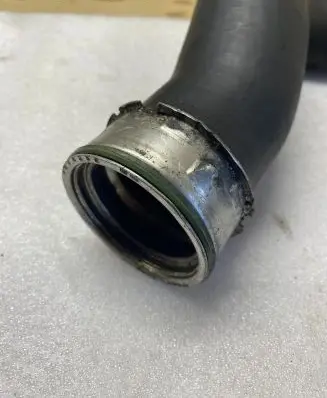 BMW 1 E81 E87 Intercooler hose/pipe 116177883