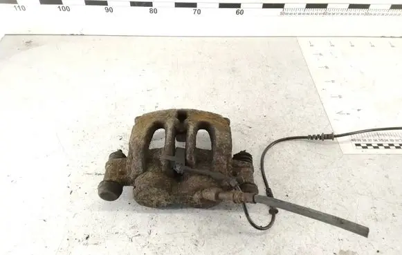 Mercedes-Benz Sprinter W906 Front brake caliper A9065400334