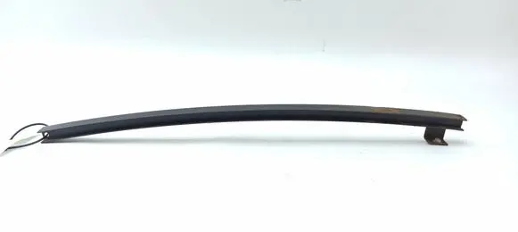 Volkswagen Golf I Front door windshield rail 171837413B