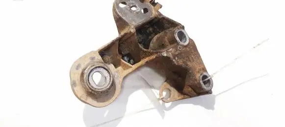 Volkswagen PASSAT B5 Engine mounting bracket 4b0199352
