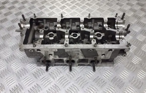 Audi A6 S6 C5 4B Engine head 059E