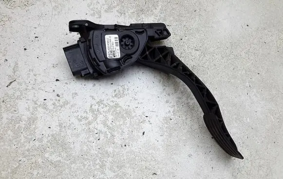 Ford Galaxy Accelerator throttle pedal 6g929f836le
