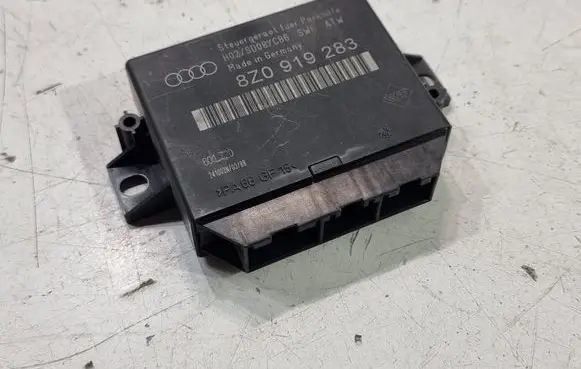 Audi A6 S6 C5 4B Parking PDC control unit/module 8Z0919283
