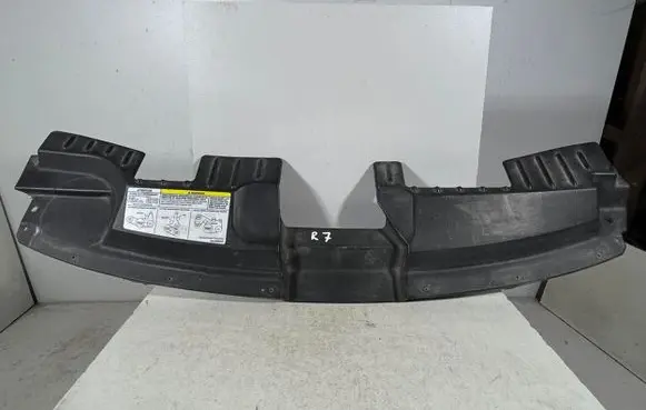 Chrysler Voyager Radiator trim 04857218AC 04857410AC