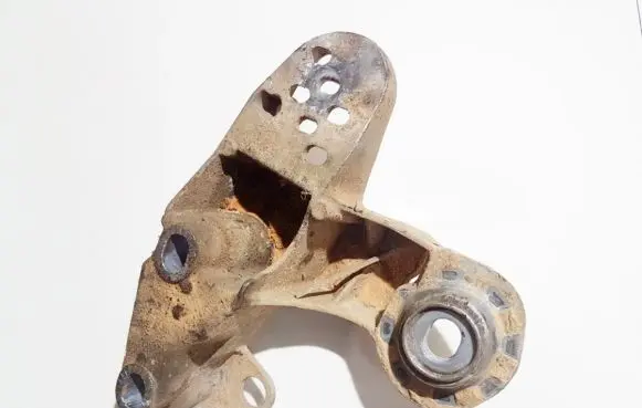 Audi A6 S6 C5 4B Engine mounting bracket 4b0199351a