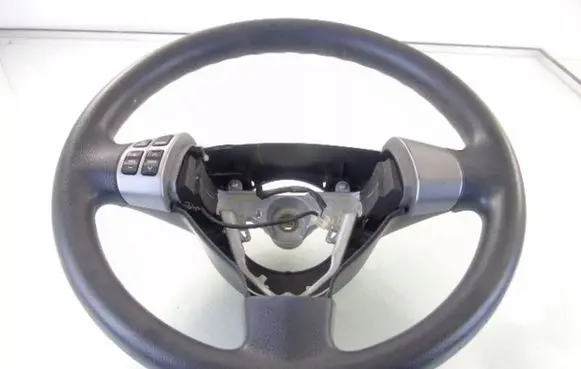 Suzuki Swift I Steering wheel