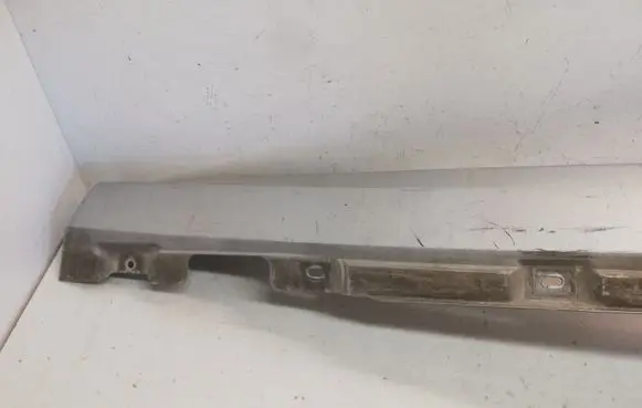 Mercedes-Benz R W251 Sill A2516980454