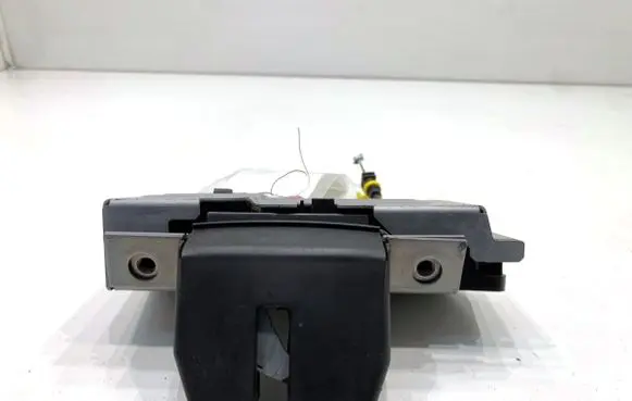 Volvo XC90 Tailgate exterior lock 31253053
