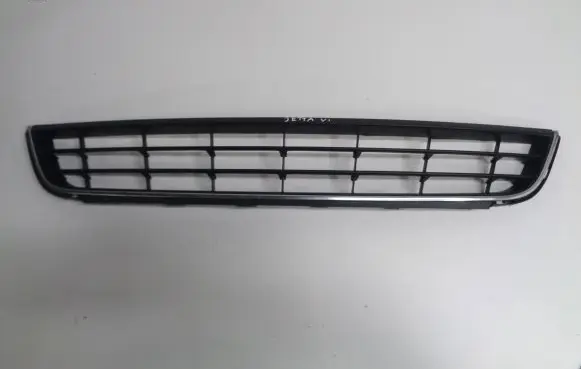 Volkswagen Jetta VI Front bumper lower grill 5C6853677A