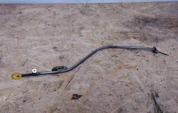 Maserati Ghibli Oil level dip stick 