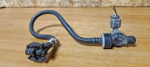 Renault Scenic III - Grand scenic III Fuel return line/hose 8201003973