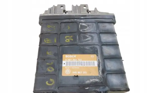 Volkswagen Golf III Engine control unit/module 0261200701