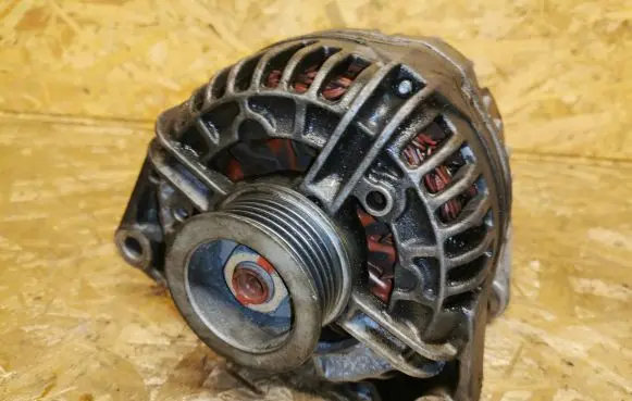 Opel Signum Generator/alternator G044430 140A0P