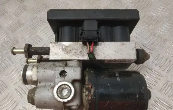 Volkswagen Sharan ABS Pump 7M0614111K 7M0907379