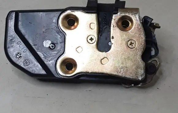 Chrysler 300 - 300C Rear door lock 2234J