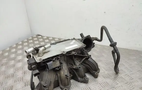 Skoda Roomster (5J) Intake manifold 03F145749B 03F129711H