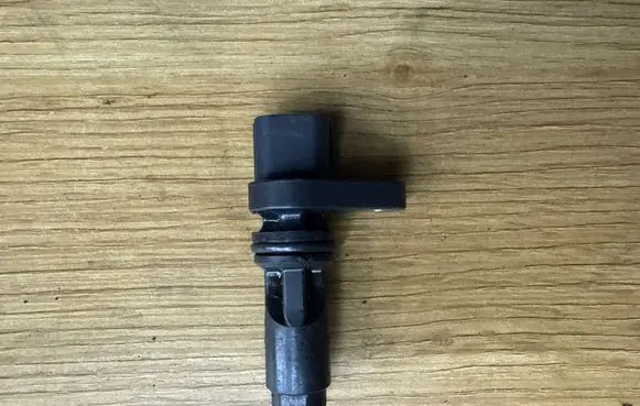 Honda Civic Camshaft position sensor 07J19