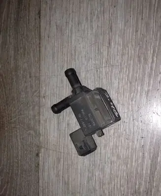 Volvo V70 Turbo solenoid valve 9470775 72251702