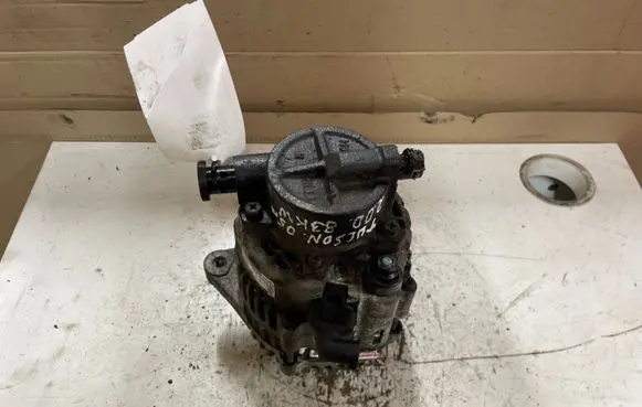 Hyundai Tucson JM Generator/alternator 3730027012 021319112