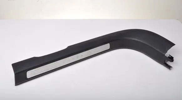 Volvo V60 Foot area side trim 31468391
