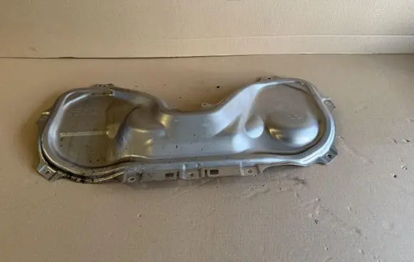 Porsche 911 992 Heat shield in engine bay 98150418101