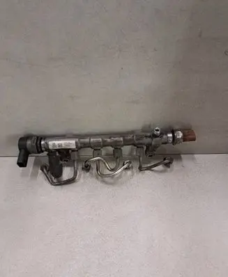 Skoda Superb B6 (3T) Fuel main line pipe 03L130089P R03L125C