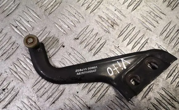 Mercedes-Benz Vito Viano W639 Sliding door upper roller guide/hinge A6397600047