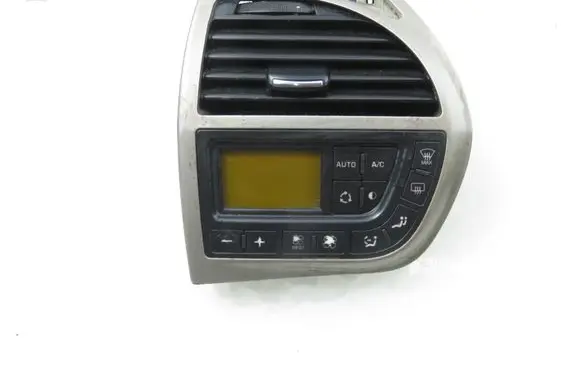 Citroen C4 Grand Picasso Interior fan control switch 9650868977