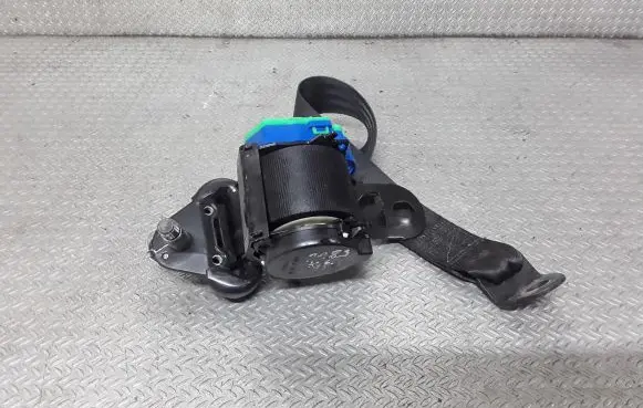 Jeep Grand Cherokee (WJ) Rear seatbelt