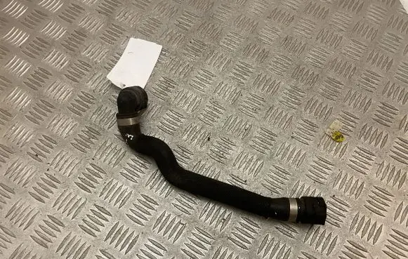 Mercedes-Benz C W205 Engine coolant pipe/hose A2055014784