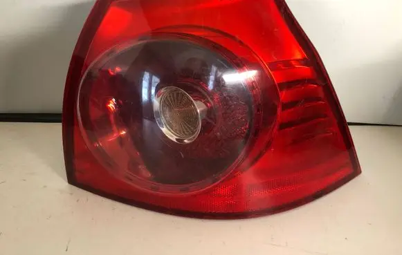 Volkswagen Golf V Rear/tail lights 1K6945096AC 89031823