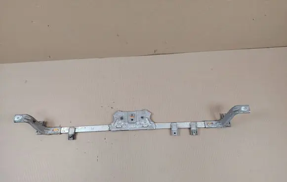 Porsche Taycan 9J1 Radiator mount bracket 