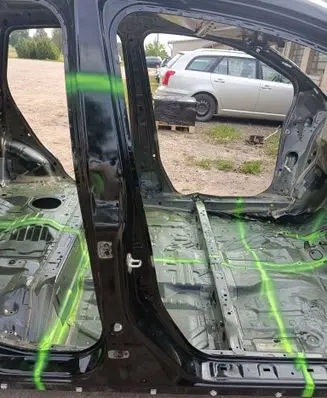 Honda CR-V Pillar (middle) 
