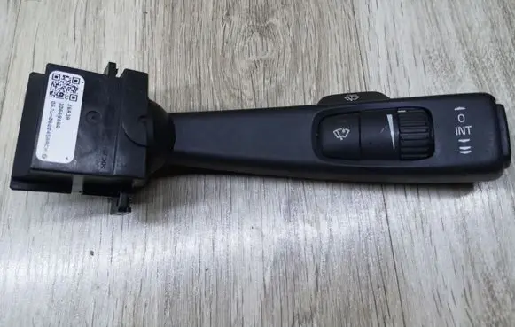 Volvo S80 Wiper control stalk 30669860