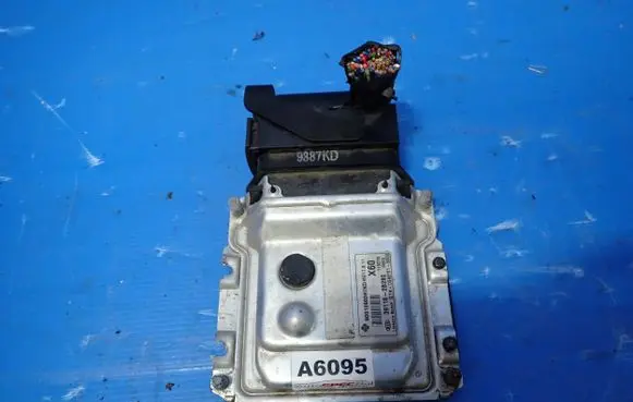 KIA Venga Engine ECU kit and lock set 39118-2B280