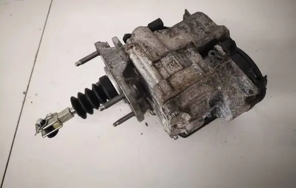 Tesla Model S Master brake cylinder 104388500B