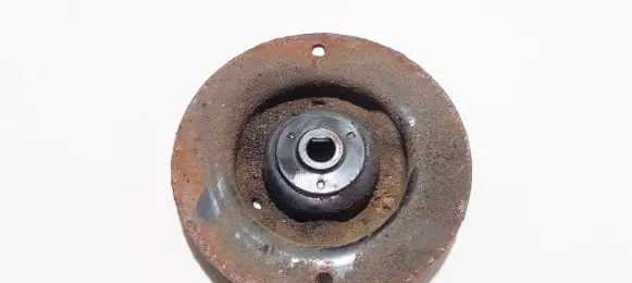 Toyota Auris 150 Coil spring mount 