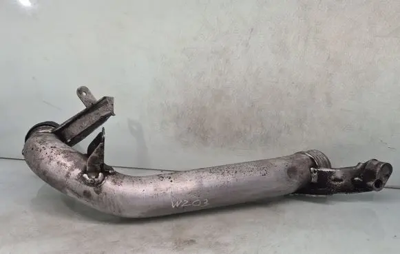 Mercedes-Benz C W203 Intercooler hose/pipe 31370288
