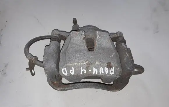 Toyota RAV 4 (XA40) Front brake caliper 4773042091