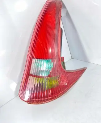 Peugeot 206 Rear/tail lights