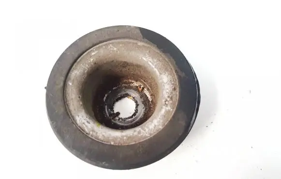 Skoda Octavia Mk1 (1U) Coil spring mount 1j0412319c