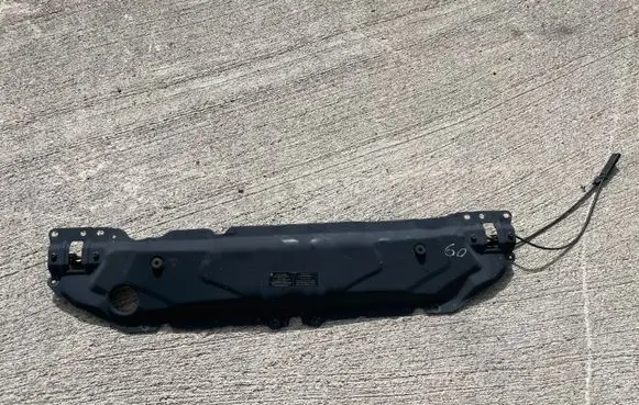 BMW 5 E60 E61 Top upper radiator support slam panel